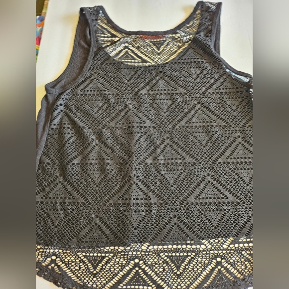 Mesh Back Tank - Picture 2 of 3